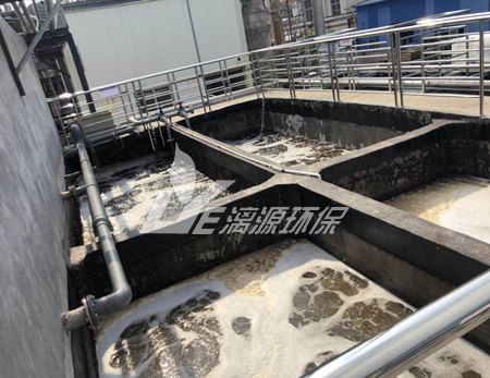 在工業(yè)污水處理中什么叫溶解氧？溶解氧與微生物的關(guān)系如何？